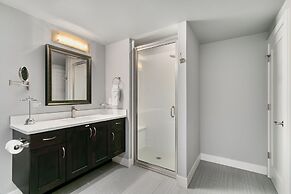 Luxury Home With Spectacular Rocky Mountain Views