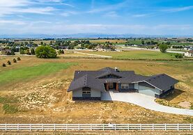 Luxury Home With Spectacular Rocky Mountain Views