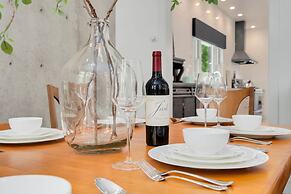 Old Town Oasis - Spacious Artisan Home