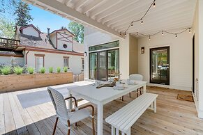 Old Town Oasis - Spacious Artisan Home