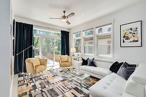 Old Town Oasis - Spacious Artisan Home