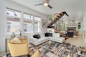 Old Town Oasis - Spacious Artisan Home