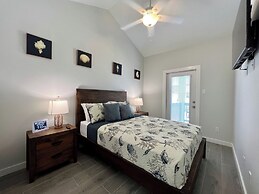 No Crabby Attitudes-15005