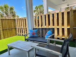 No Crabby Attitudes-15005