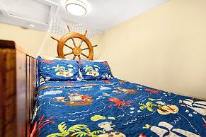 Pirates Hook-14919