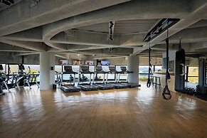 The Brown, Guatape, Autograph Collection