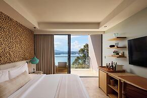 The Brown, Guatape, Autograph Collection