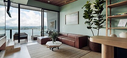 The Brown, Guatape, Autograph Collection