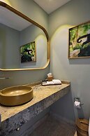 The Brown, Guatape, Autograph Collection