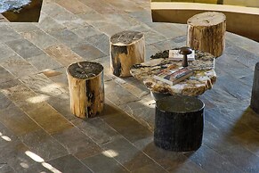 The Brown, Guatape, Autograph Collection