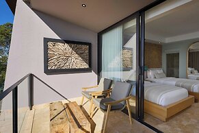 The Brown, Guatape, Autograph Collection