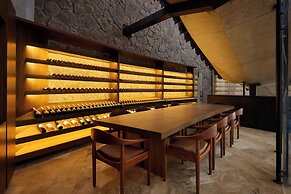 The Brown, Guatape, Autograph Collection