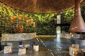 The Brown, Guatape, Autograph Collection