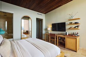 The Brown, Guatape, Autograph Collection