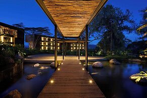 The Brown, Guatape, Autograph Collection