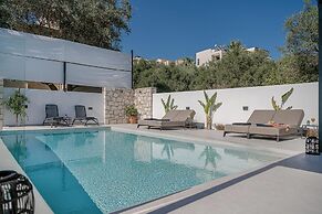 Ayrilia Private Oasis - Mediterranean Luxury Bliss