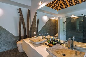 Villa Teman-Luxury 4BR Villa in Seminyak