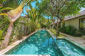 Villa Teman-Luxury 4BR Villa in Seminyak