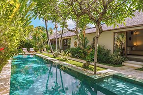 Villa Teman-Luxury 4BR Villa in Seminyak