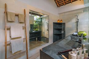 Villa Teman-Luxury 4BR Villa in Seminyak