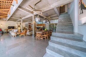 Villa Teman-Luxury 4BR Villa in Seminyak