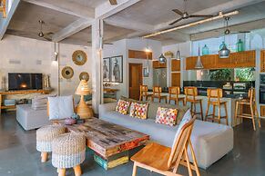 Villa Teman-Luxury 4BR Villa in Seminyak