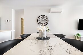 Mega Style Apartments Bella