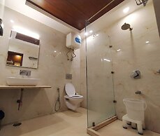 The Kenilworth Mussoorie by Stotrak