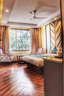 The Kenilworth Mussoorie by Stotrak