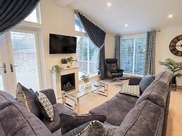 Unique Luxury Lodge