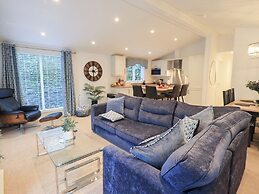 Unique Luxury Lodge