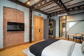 Urban Quarters - Büklü Han