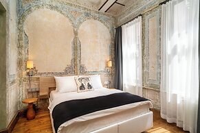 Urban Quarters - Büklü Han