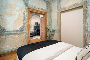 Urban Quarters - Büklü Han