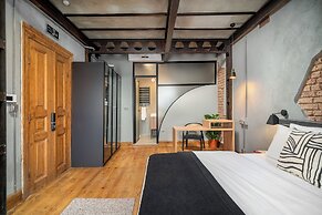 Urban Quarters - Büklü Han