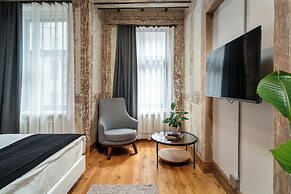 Urban Quarters - Büklü Han