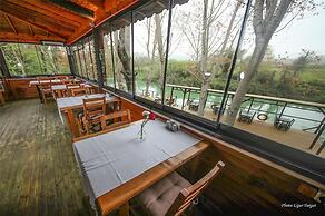 Tartaruga Boutique Hotel & Bungalows