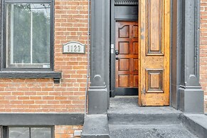 2 King/3 Bath, Toddler Friendly, Free Parking/laundry 2 Bedroom Duplex