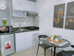 The Beacon Makati by Cozi Condotels