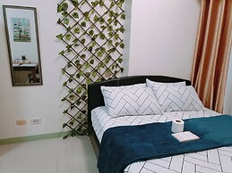 The Beacon Makati by Cozi Condotels