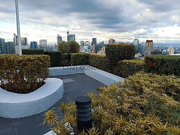 The Beacon Makati by Cozi Condotels