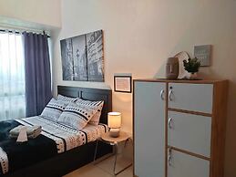 The Beacon Makati by Cozi Condotels