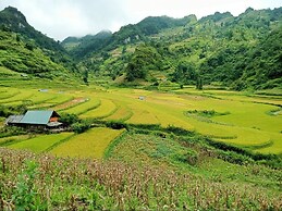Bac Ha Charm Stay