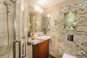 Lumina platinium Tower Apartments