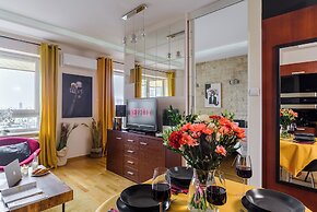 Lumina platinium Tower Apartments