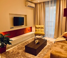 Lumina platinium Tower Apartments