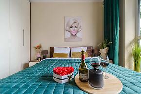 Lumina platinium Tower Apartments