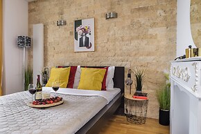 Lumina platinium Tower Apartments