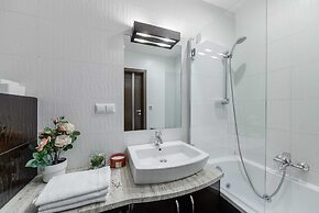 Lumina platinium Tower Apartments