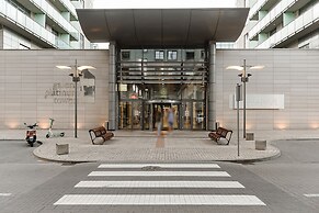 Lumina platinium Tower Apartments